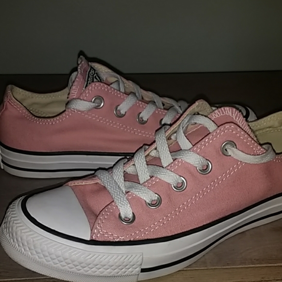 SOLD- Converse All Star Sneakers - Picture 6 of 6